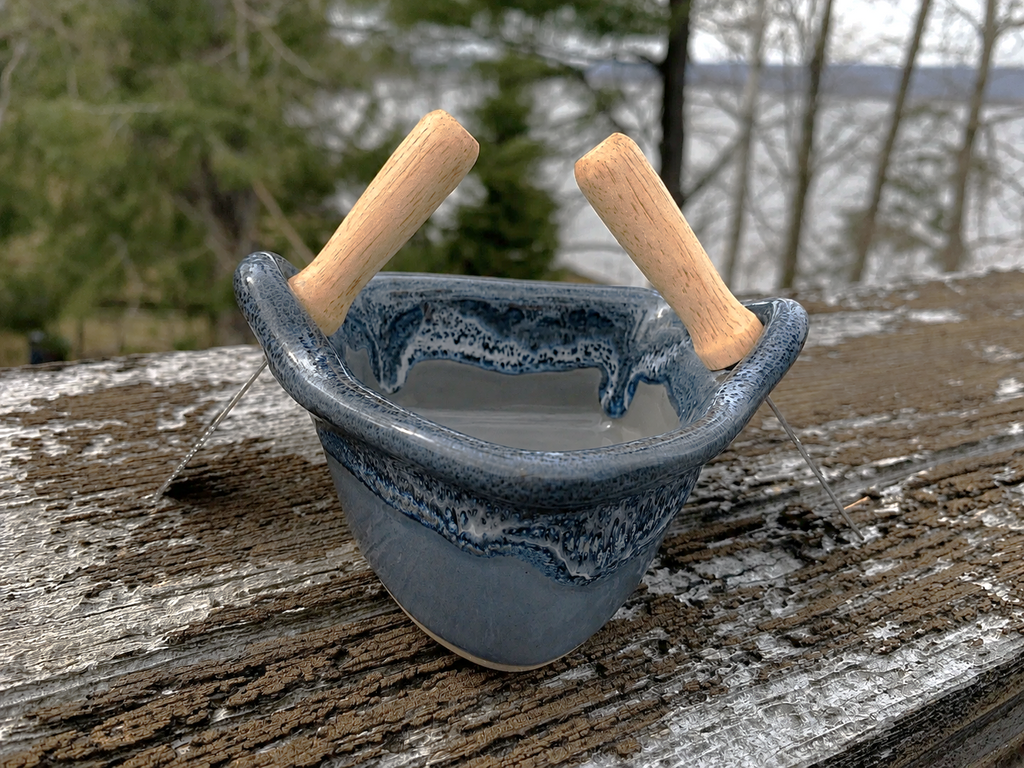 Rowboat Dip Pot - River Rock