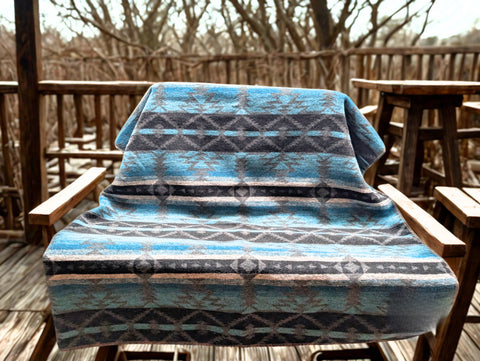 Blue Arrow Blanket